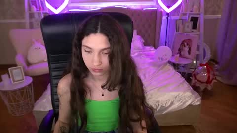 Snapshot of babyflowerr chatting on March 2025 11:16:02 PM Sasha online show from March 2025 11:16:02 PM