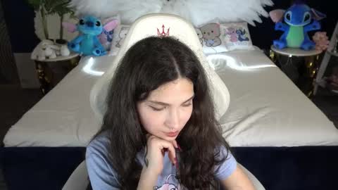 Snapshot of babyflowerr chatting on October 2025 07:00:01 PM Sasha online show from October 2025 07:00:01 PM
