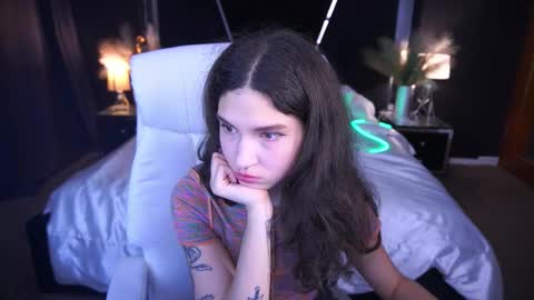 Snapshot of babyflowerr chatting on October 2025 06:40:01 PM Sasha online show from October 2025 06:40:01 PM