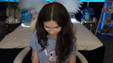 Snapshot of babyflowerr chatting on October 2025 07:03:02 PM Sasha online show from October 2025 07:03:02 PM