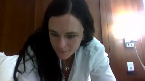 babygirl22bb online show from December 2025 01:00:02 AM