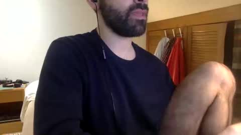 Tom A.    online show from January 2025 11:23:01 PM