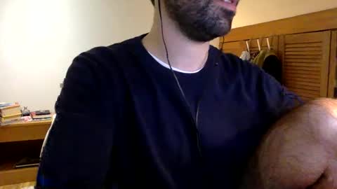 Tom A.    online show from February 2025 07:42:01 PM