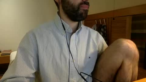 Tom A.    online show from February 2025 12:02:02 PM