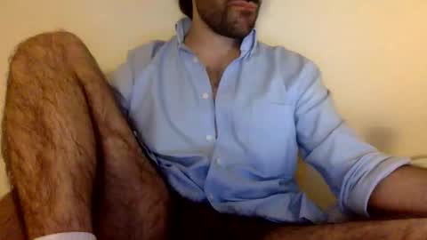 Tom A.    online show from March 2026 11:52:02 PM