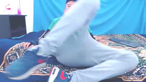 Jhony Naughty Skater online show from January 2026 01:37:02 PM