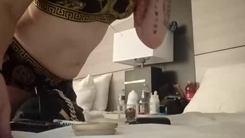 Snapshot of babykndaddyj chatting on November 2025 06:23:01 AM Baby K n Daddy J online show from November 2025 06:23:01 AM