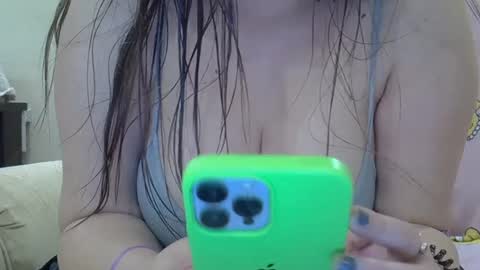 Snapshot of babymom1 chatting on February 2025 06:52:01 PM babymom1 online show from February 2025 06:52:01 PM