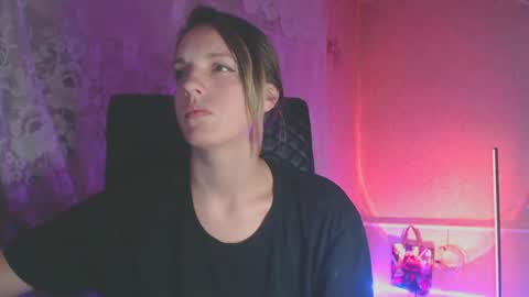 Sonya online show from October 2025 06:41:02 PM