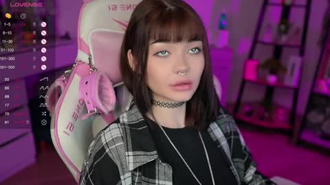 Nika online show from February 2025 11:04:01 PM