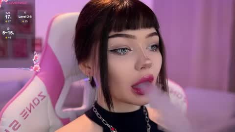 Nika online show from April 2026 07:36:01 PM