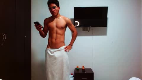sebas online show from October 2025 12:38:02 AM