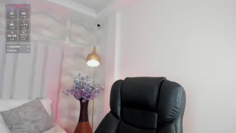 babyyfortune_ online show from December 2025 02:47:02 PM