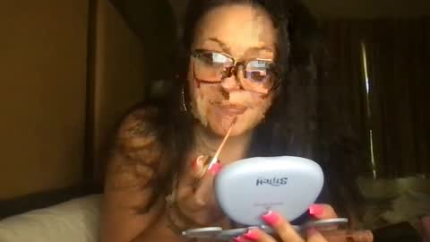 Snapshot of babyyky chatting on June 2026 08:33:02 PM babyyky online show from June 2026 08:33:02 PM