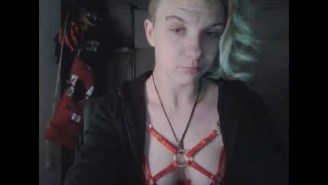 Honey online show from December 2025 11:36:02 PM