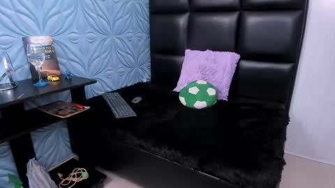 bad_boy_21_ online show from February 2026 05:39:02 AM