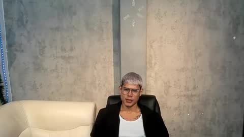 Snapshot of bad_boytoh chatting on January 2026 01:35:02 PM bad_boytoh online show from January 2026 01:35:02 PM