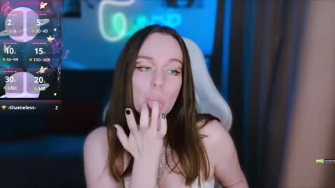 Lin online show from February 2025 06:56:02 PM