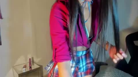 Snapshot of bad_girl_deluxe chatting on October 2025 10:00:01 PM bad_girl_deluxe online show from October 2025 10:00:01 PM