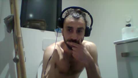 Snapshot of badboy33000182893 chatting on November 2025 06:51:02 PM badboy33000182893 online show from November 2025 06:51:02 PM