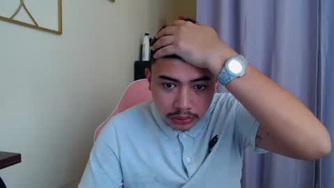 Snapshot of badboy_hanns chatting on December 2025 01:32:01 AM HANNS online show from December 2025 01:32:01 AM