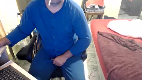 badbulgaro online show from November 2025 04:58:02 AM