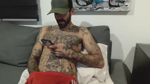 Snapshot of badcouple_ chatting on October 2025 11:44:02 PM BadCouple  online show from October 2025 11:44:02 PM