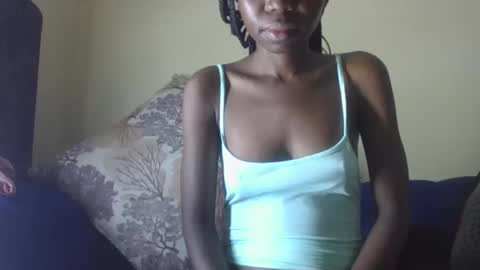 baddie_floxxy online show from February 2026 03:47:02 AM