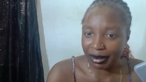Snapshot of baddiebitchx chatting on April 2026 10:18:02 AM baddiebitchx online show from April 2026 10:18:02 AM