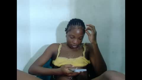 Snapshot of baddiebitchx chatting on May 2026 12:15:01 AM baddiebitchx online show from May 2026 12:15:01 AM