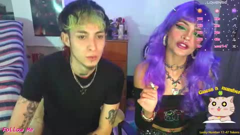 Dan  Lila  online show from November 2025 08:40:02 PM