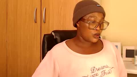 BadFatAss86 online show from May 2026 10:45:01 AM