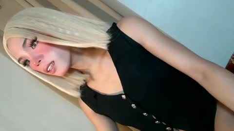 Snapshot of badgirl_jasmine chatting on June 2026 10:12:02 AM jasmine online show from June 2026 10:12:02 AM