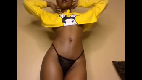 Lily. online show from December 2025 05:20:01 PM