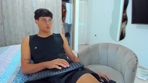 Snapshot of badgyal_ chatting on December 2024 11:28:01 AM Beck and Rick online show from December 2024 11:28:01 AM