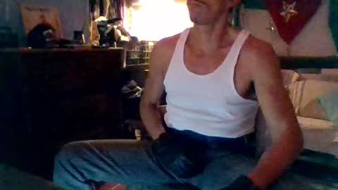 Mexican livin Off the Wall online show from January 2025 03:00:02 AM