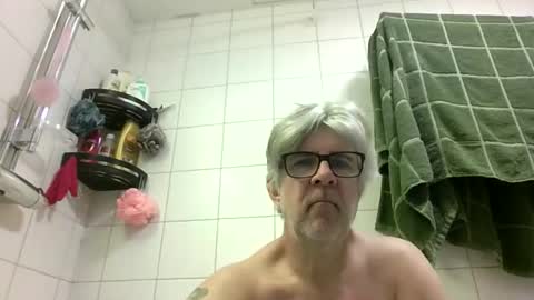 Snapshot of baggelina75 chatting on May 2026 11:16:02 AM baggelina75 online show from May 2026 11:16:02 AM