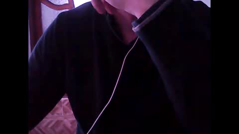 baiat_frumusel online show from December 2024 11:35:01 AM