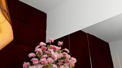 Bailey online show from March 2026 06:18:02 PM