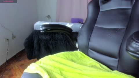 Snapshot of baileyadamss chatting on January 2025 01:18:01 AM IM BAILEY online show from January 2025 01:18:01 AM