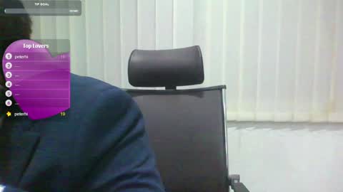 Snapshot of ballbustingslave1987nolimits chatting on December 2024 01:11:01 PM Ballbusting Slave online show from December 2024 01:11:01 PM