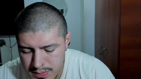 Snapshot of baltazardupont chatting on May 2026 04:30:02 AM Andres - online show from May 2026 04:30:02 AM