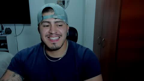 Snapshot of baltazardupont chatting on May 2026 03:14:02 AM Andres - online show from May 2026 03:14:02 AM