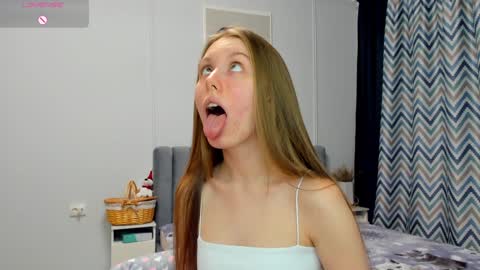 Kira online show from January 2025 11:51:01 PM