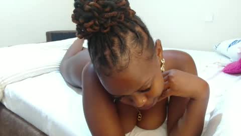 bambi_e online show from April 2026 07:45:01 AM