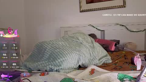 Snapshot of bambi_puff chatting on July 2026 03:40:01 PM Bambi online show from July 2026 03:40:01 PM