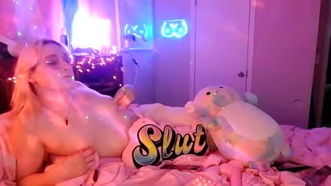 Bambi Sparkles TS online show from February 2025 09:38:01 PM