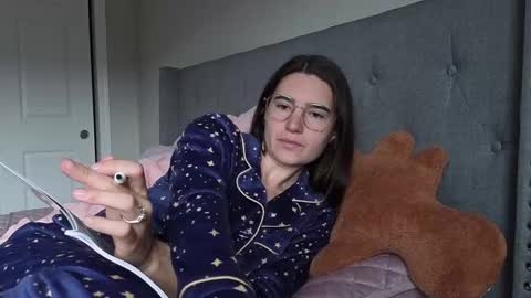 bambifarrina online show from November 2025 05:23:02 PM