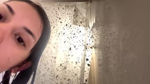 bambii_petite online show from January 2026 02:30:02 PM