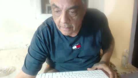 Snapshot of bambino6060 chatting on September 2025 06:40:01 PM bambino6060 online show from September 2025 06:40:01 PM